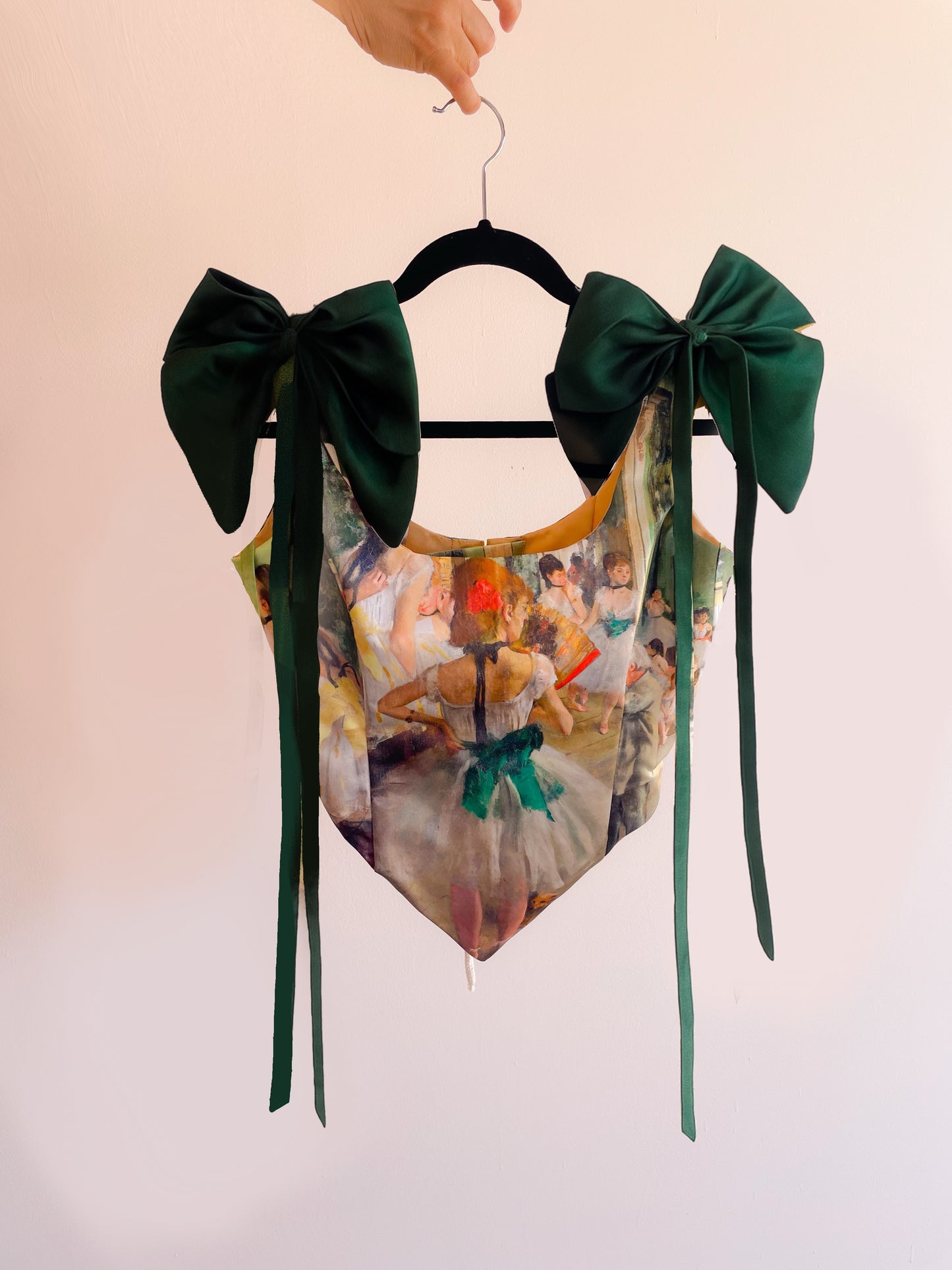 Poliana Corset Dance Classes