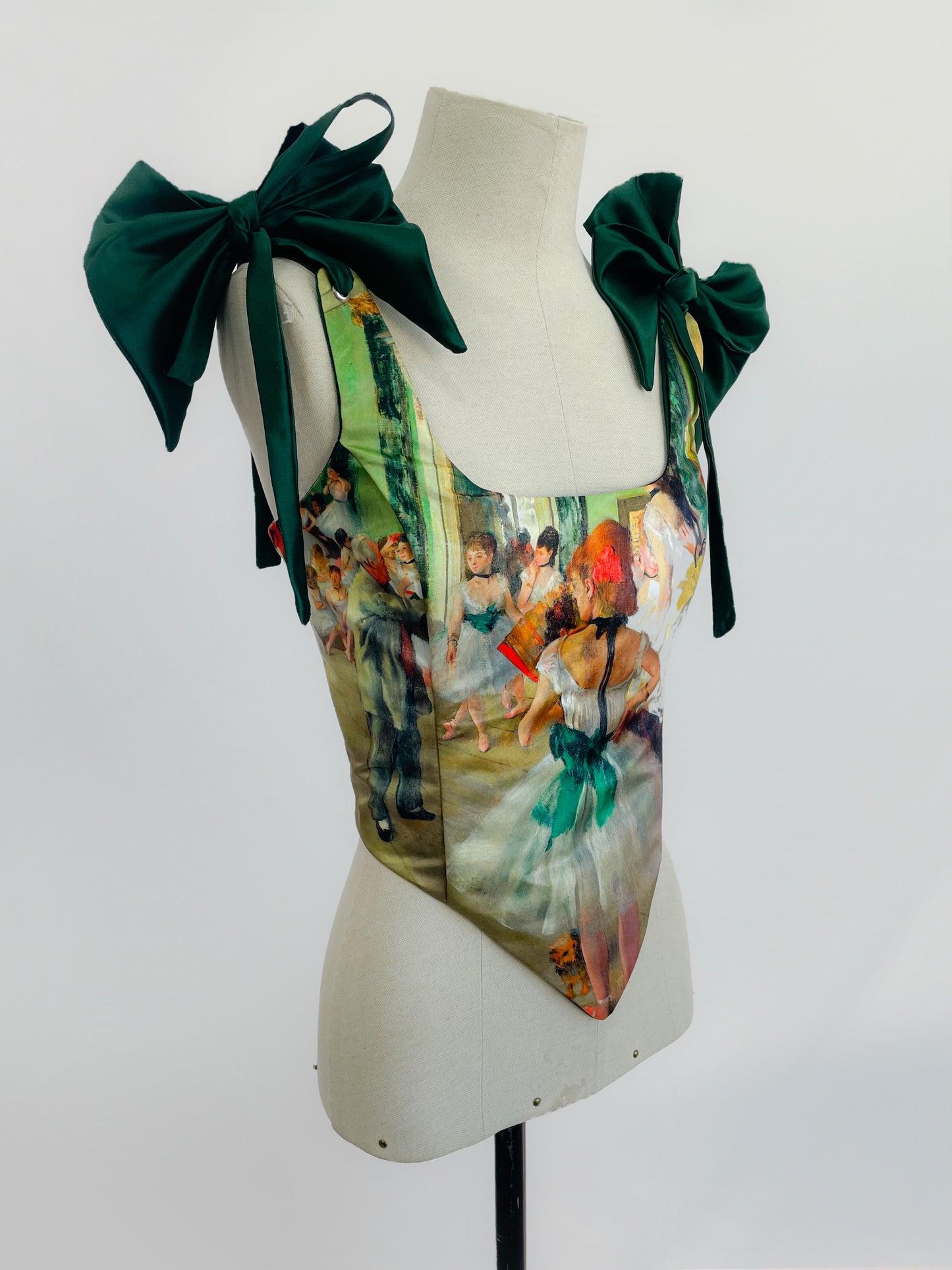 Poliana Corset Dance Classes 