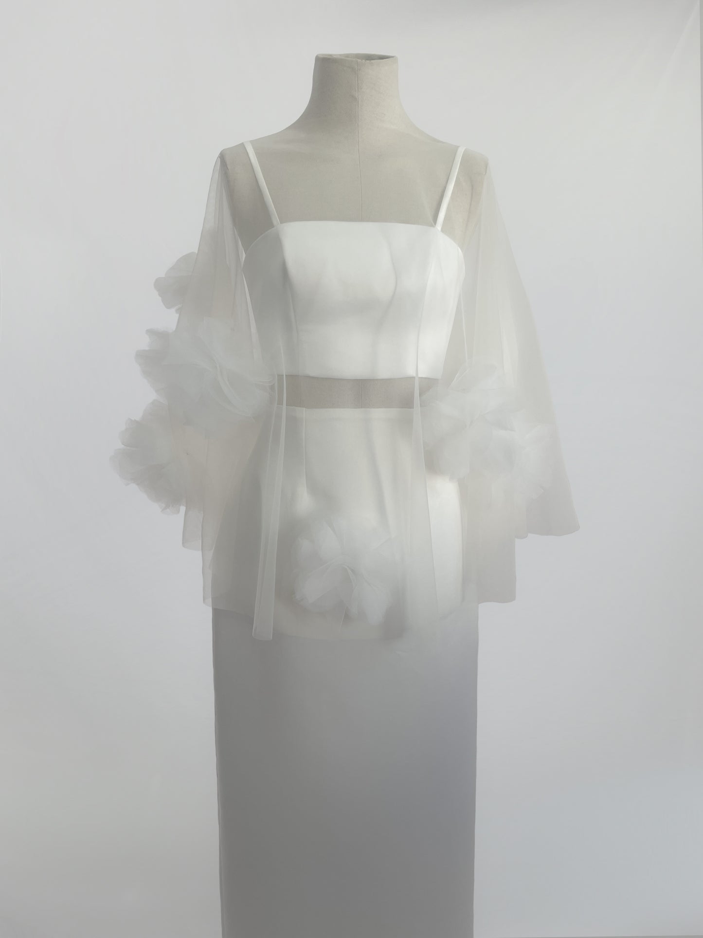 Clavel Top and Long Skirt Set with Cape